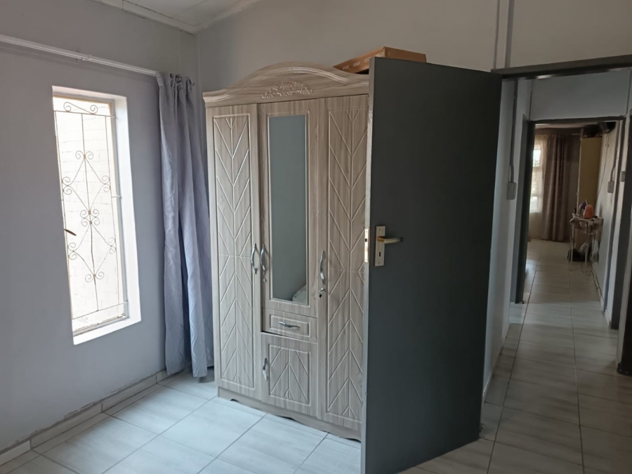 3 Bedroom Property for Sale in Roodepan Northern Cape